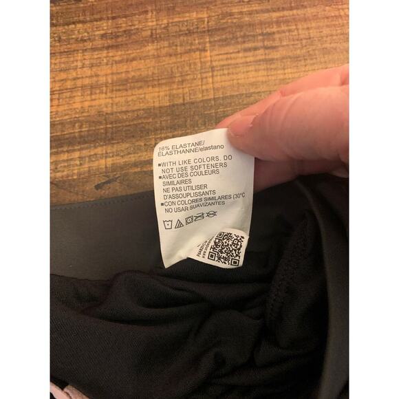 UNDER ARMOUR Women’s Loose HeatGear Athletic Shorts / Size: XS - Picture 5 of 11